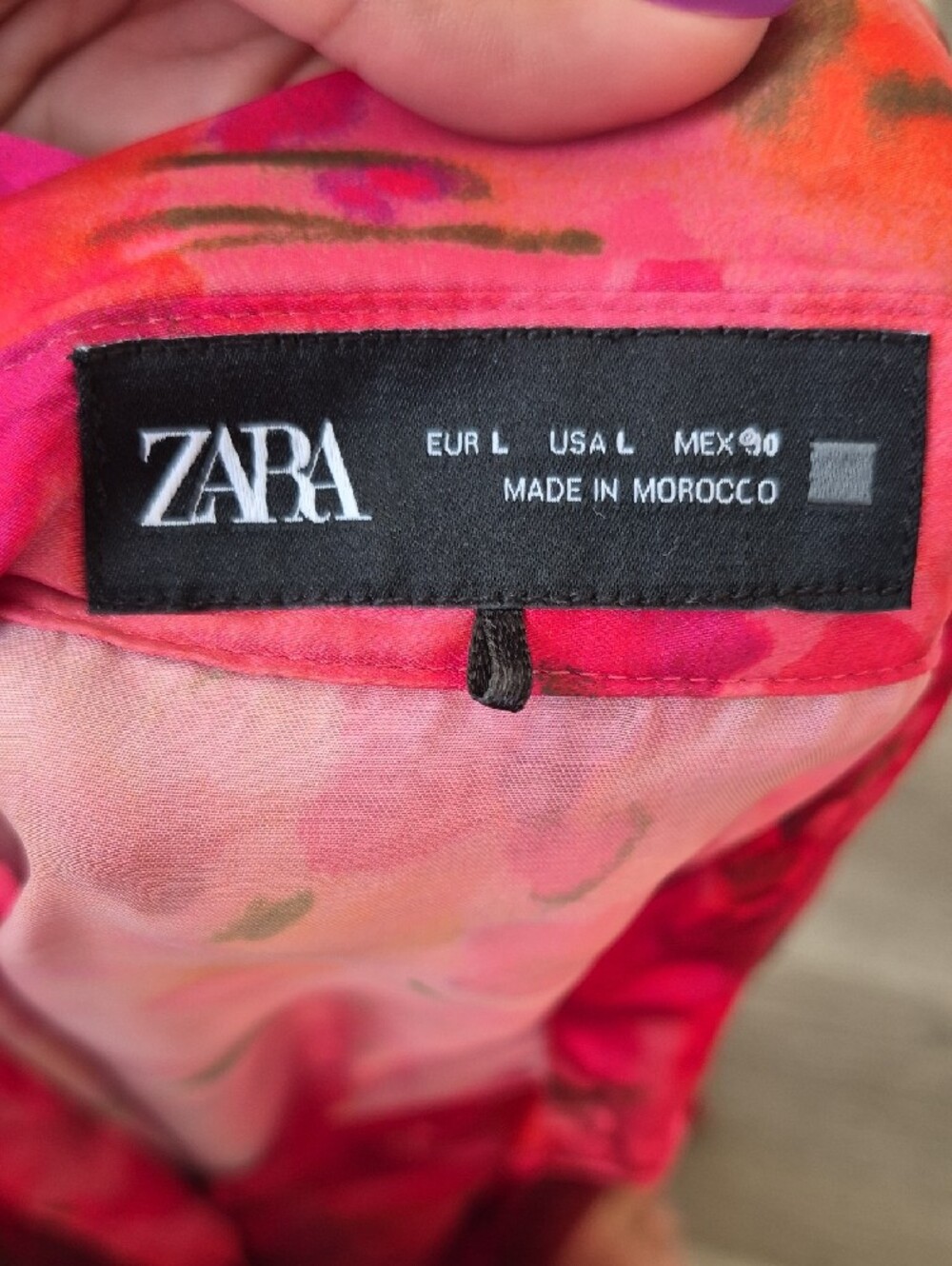 Zara Pink Floral Satin Button-Down Shirt Size Large - Picture 2 of 4